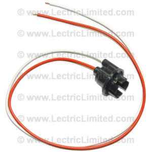 LIGHT BULB SOCKET: UNDERDASH COURTESY